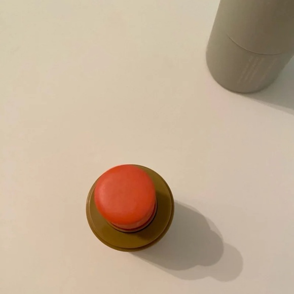 Rhode Pocket Blush - Picture 3 of 10